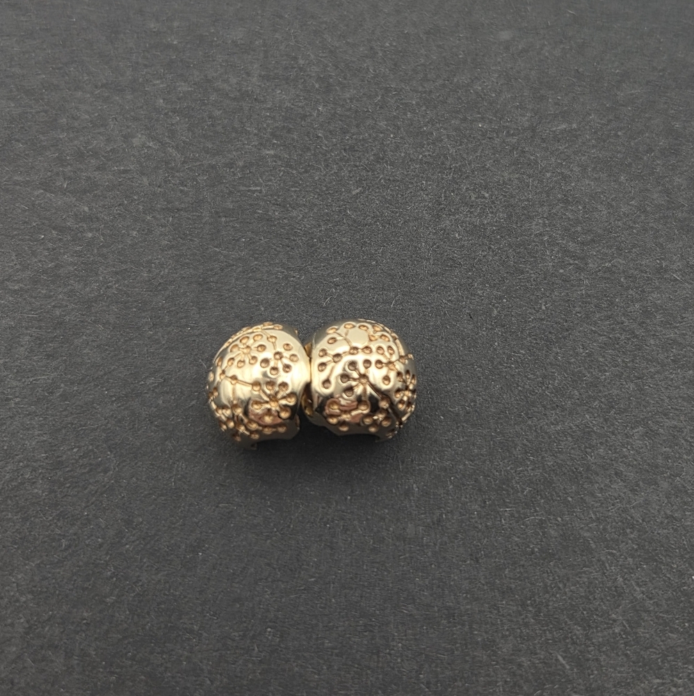 Pandora Retired 14kt Gold Clip Lucerne. - Picture 3 of 6